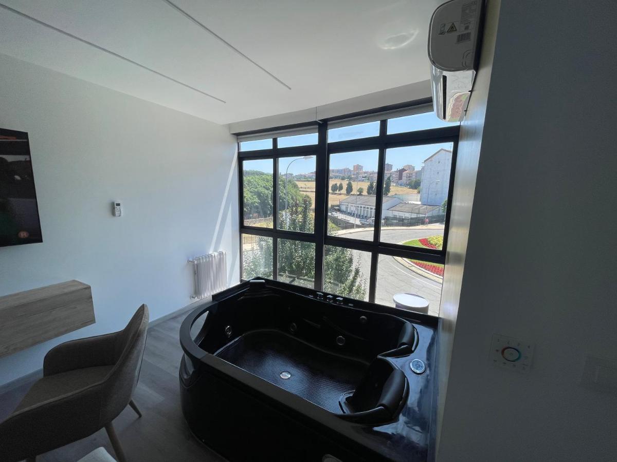 La Lujuria Apartment Оуренсе Екстериор снимка